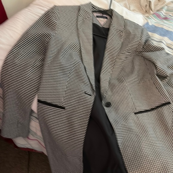 Tommy Hilfiger Jackets & Blazers - Tommy Hilfiger Black and White Sport Coat